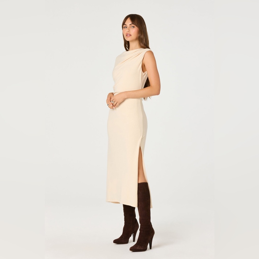 Astr draped Dress in Butter Cream - Picture 2 of 9